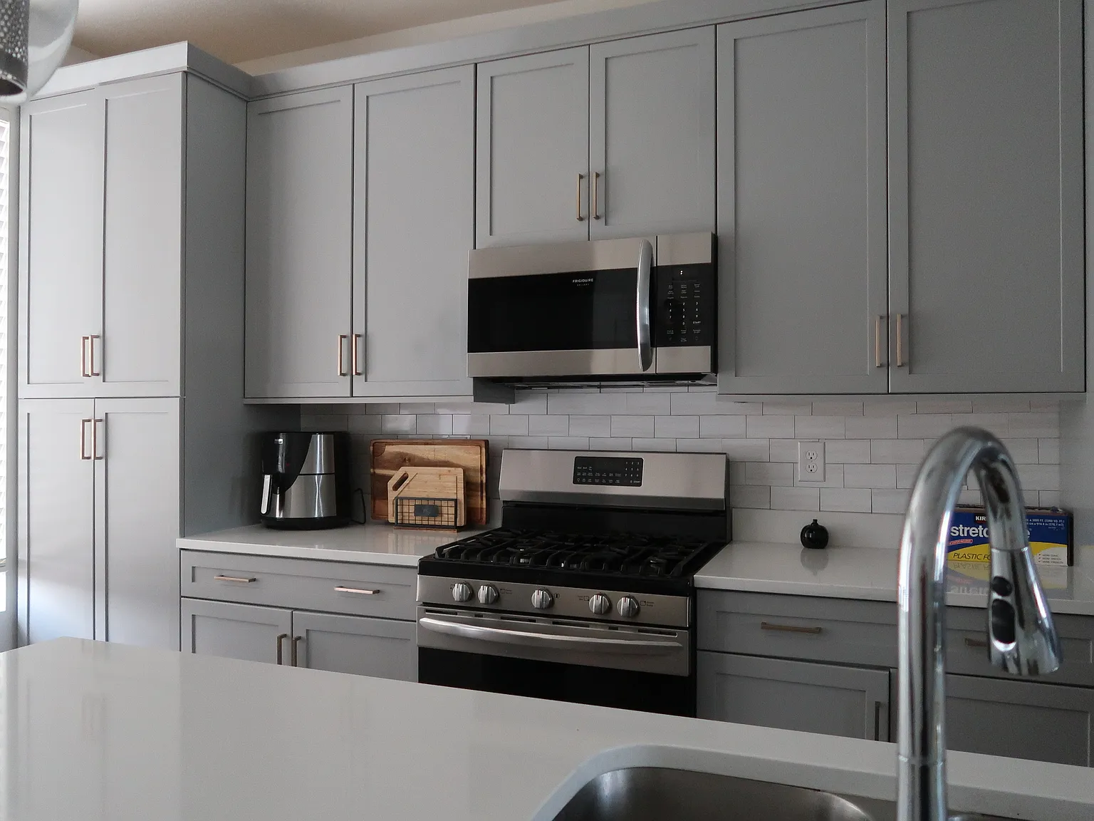 3 bed, 2.5 bath, 1811 sqft, $2,600 — Photo 2