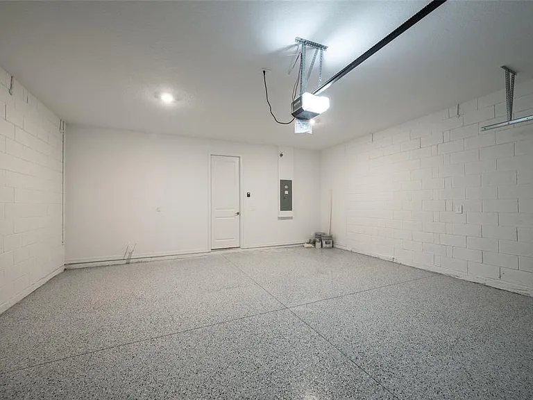 1029 Ladyfish Trl — Photo 37