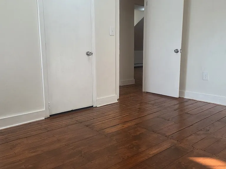 60 Vinton St #3A — Photo 7