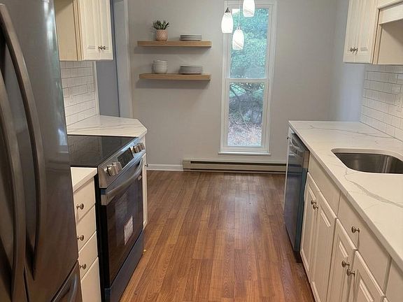 2nd image of 99 Mallard Dr #99