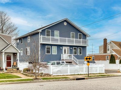 121 Forest Avenue, Massapequa, NY, 11758
