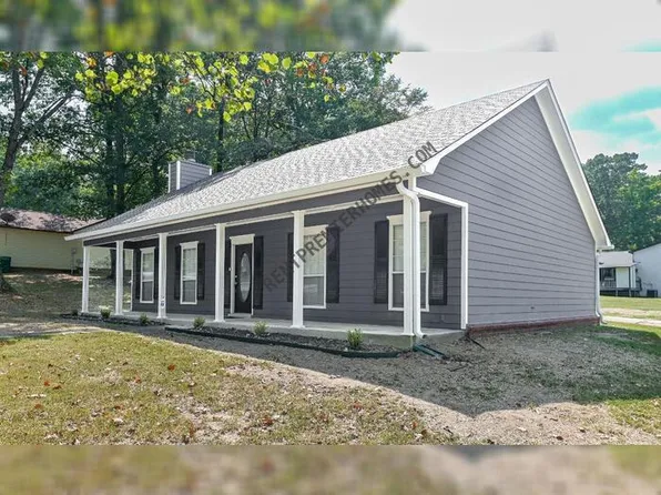 1913 Debswood Dr, Bryant, AR 72022