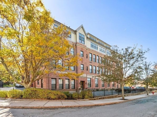 72 Ashland St APT 307