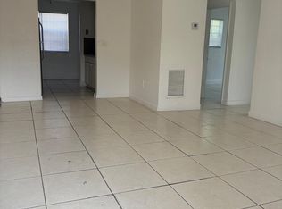 1222 NW 46th St #F, Miami, FL 33142
