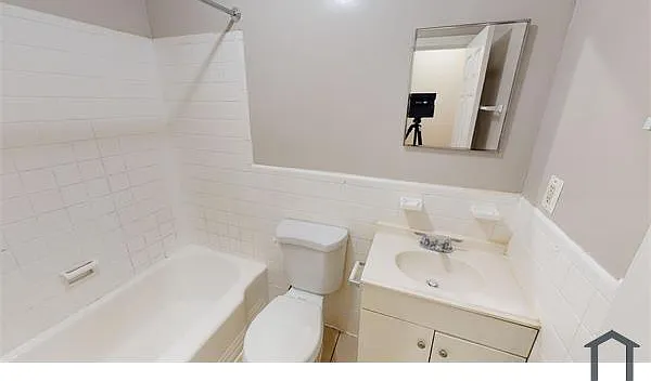2335 Green St SE #4 — Photo 9
