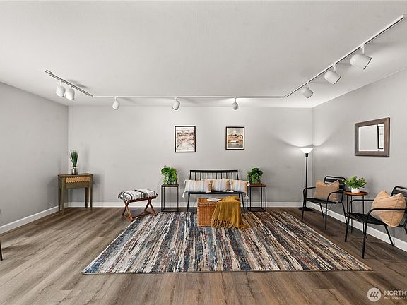 3rd image of 2505 26th Street SE