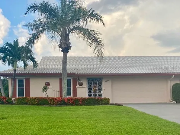 6301 11th Ave W, Bradenton, FL 34209
