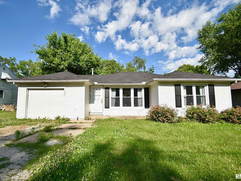 1st image of 2201 N Northcrest Dr