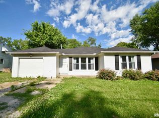 2201 N Northcrest Dr, Peoria, IL