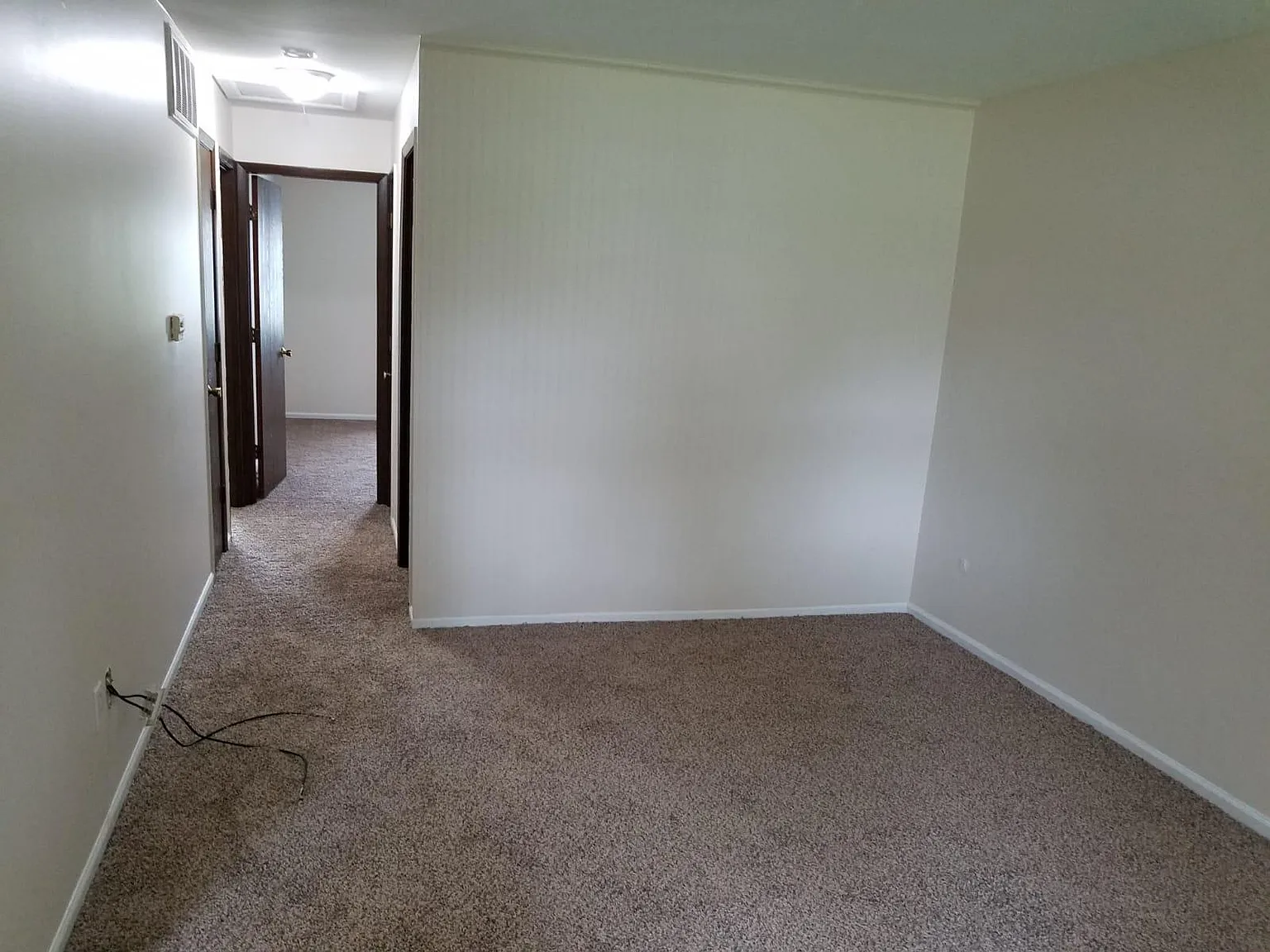 2 bed, 800 sqft, $900 — Photo 4