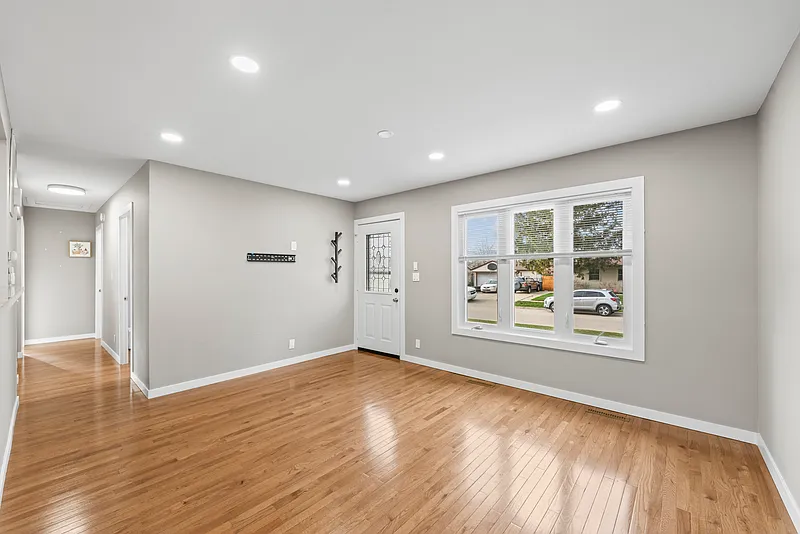 Thumbnail 17