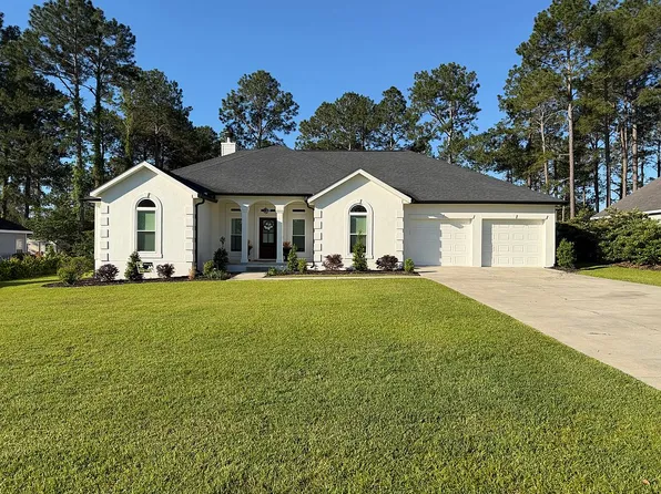 606 E 48th St, Tifton, GA 31794