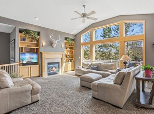 9451 138th St W, Savage, MN 55378