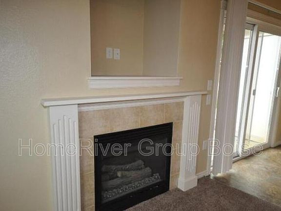 5th image of 4015 Idaho Ave APT 102