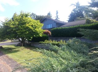 6540 83rd Pl SE, Mercer Island, WA 98040