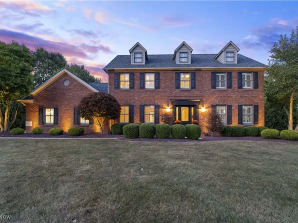8649 Spring Hill Trl, Poland, OH 44514