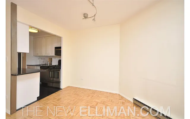 Rented by Douglas Elliman | media 29