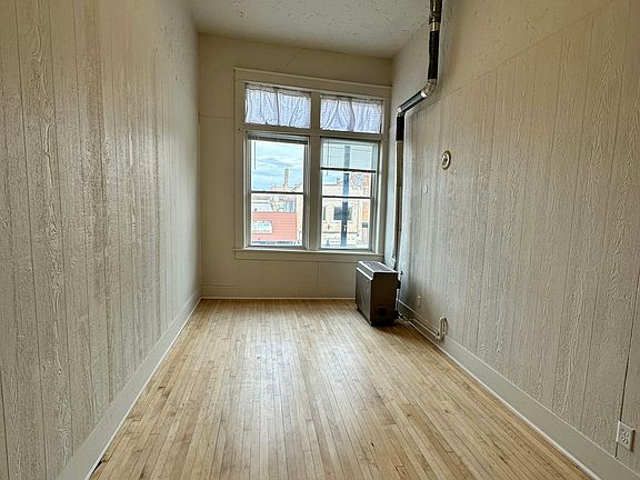 5th image of 617 Saint Joseph St #17