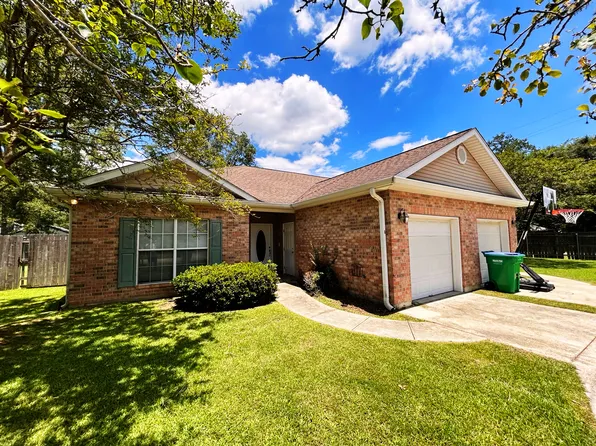 12342 Pineview Ln, Ponchatoula, LA 70454