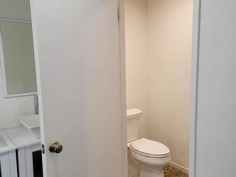 28910 Calabria Dr — Photo 22