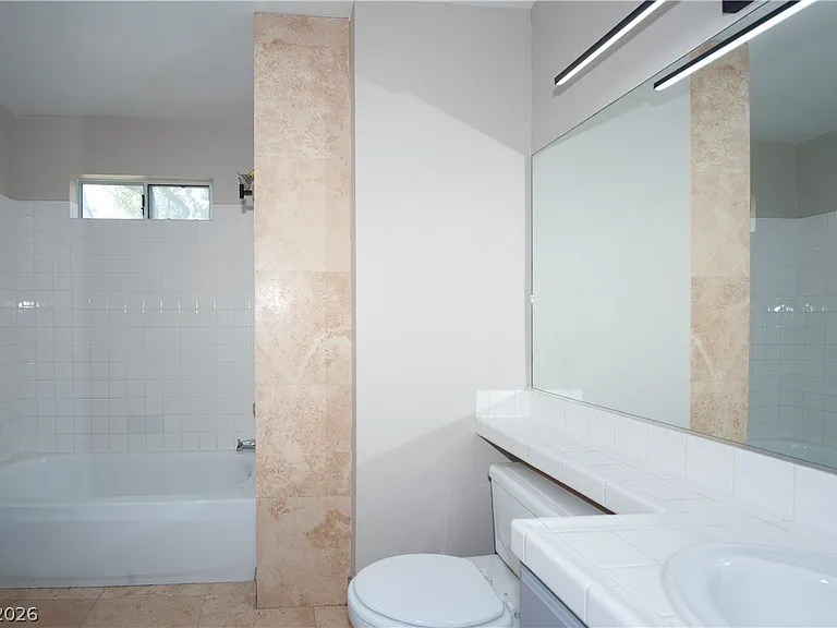 8452 Boseck Dr #187 — Photo 21