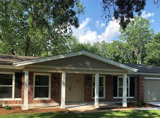 4815 Towne Centre Dr, Saint Louis, MO
