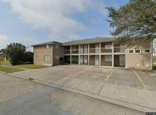 2522 Mumphrey Rd, Chalmette, LA 70043
