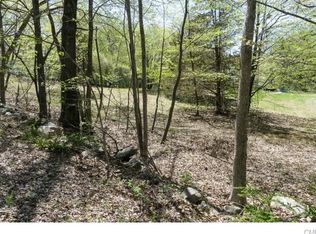 6 Bayberry Ln, New Milford, CT 06776