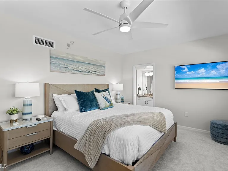 9577 Gulf Shore Dr #703 — Photo 16
