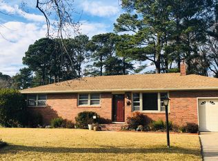 908 Lord Bowman Rd, Virginia Beach, VA 23464