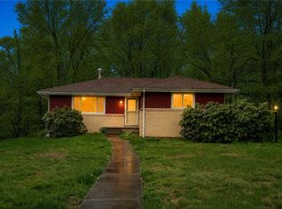 194 Woodridge Dr, Beaver, PA 15009