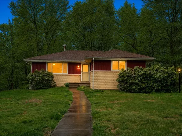 194 Woodridge Dr, Beaver, PA 15009
