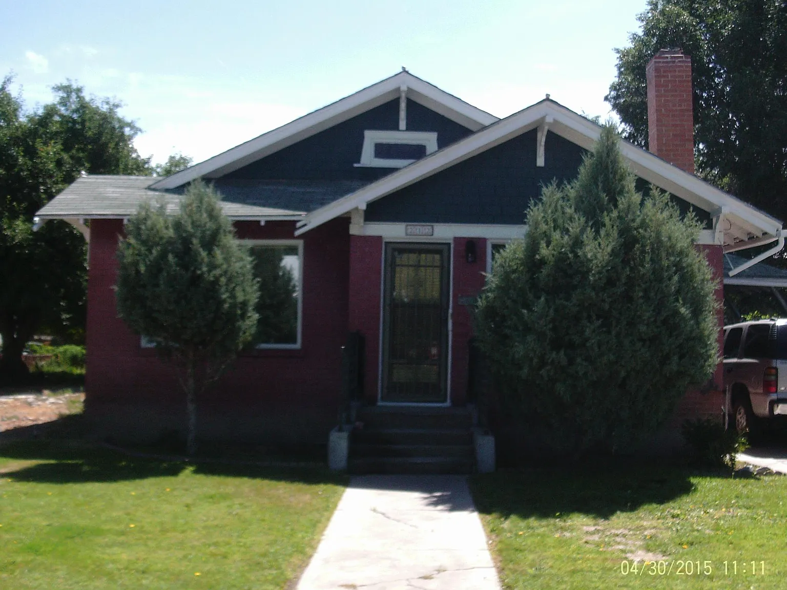 3 bed, $1,200 — Photo 1