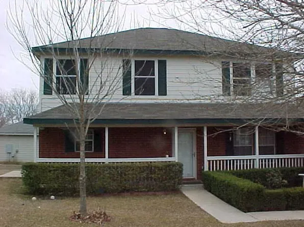 1171 Hilltop Dr, San Marcos, TX 78666