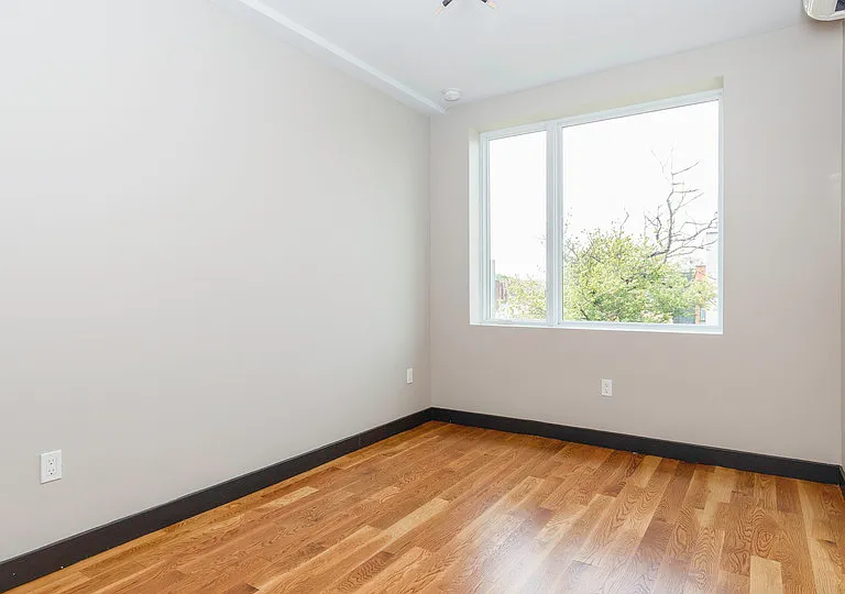 2823 Snyder Ave #4B — Photo 8