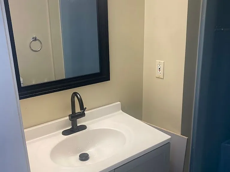 1514 Rutherford Ave — Photo 10