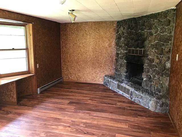 Fireside Room with new Flooring (vacant)