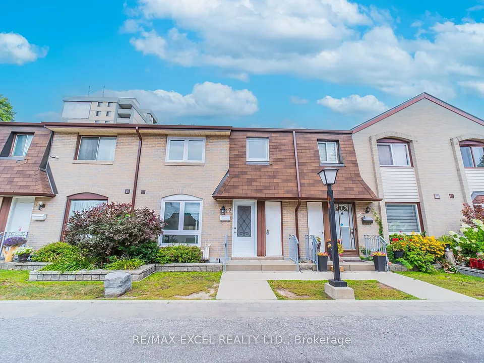 21 Livonia Pl #112