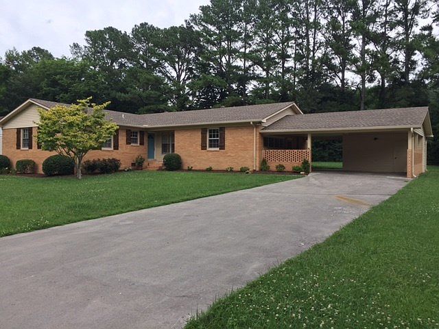 1st image of 3440 Clearwater Dr NE