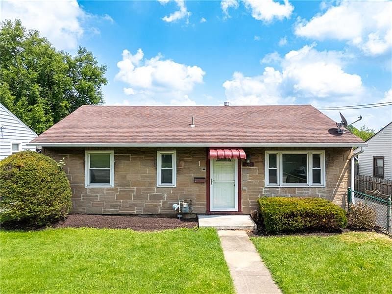 1st image of 616 Pillow Ave