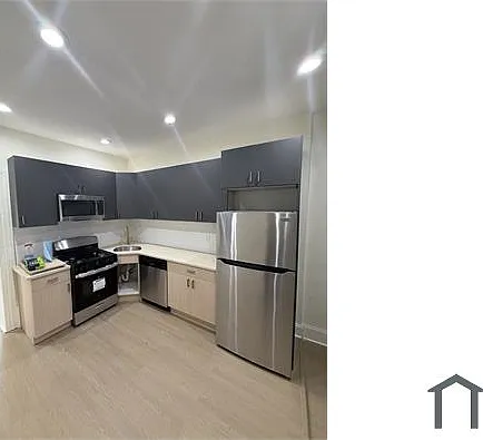 5535 W Cambridge St — Photo 6