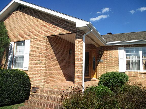4th image of 21505 Willow Ln