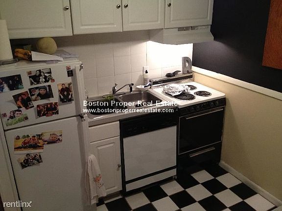 9 Marlborough #12 Boston - Back Bay Unit Photo 3