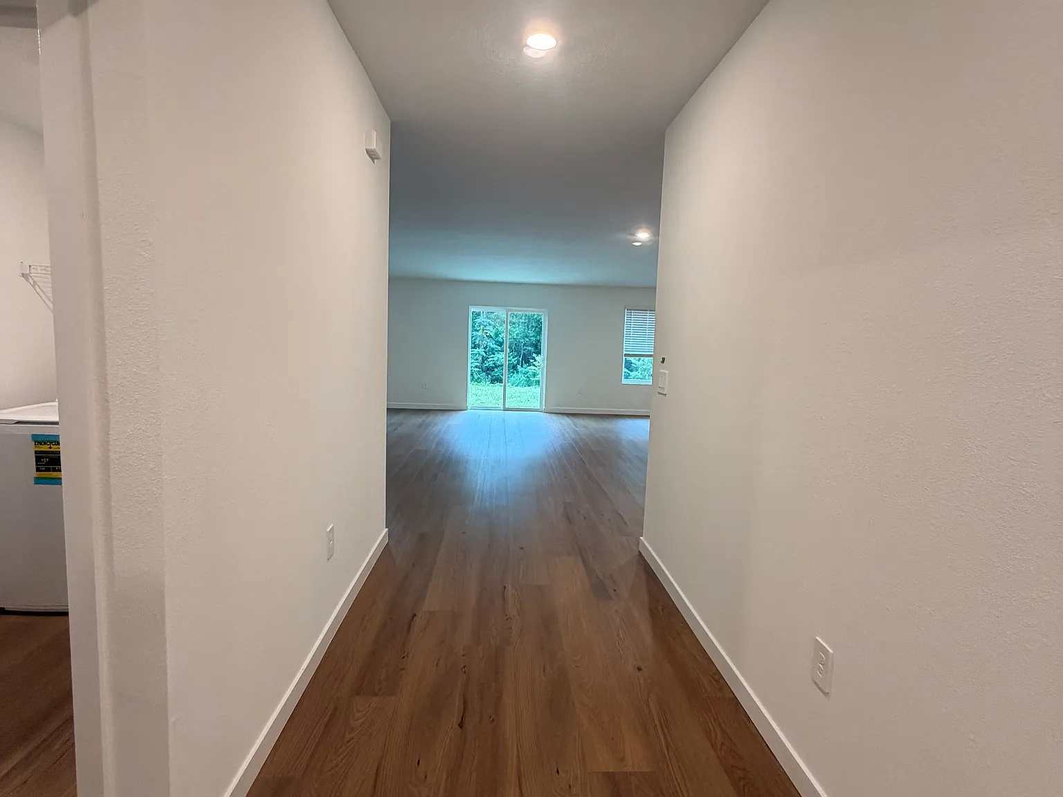 4 bed, 2202 sqft, $2,595 — Photo 4