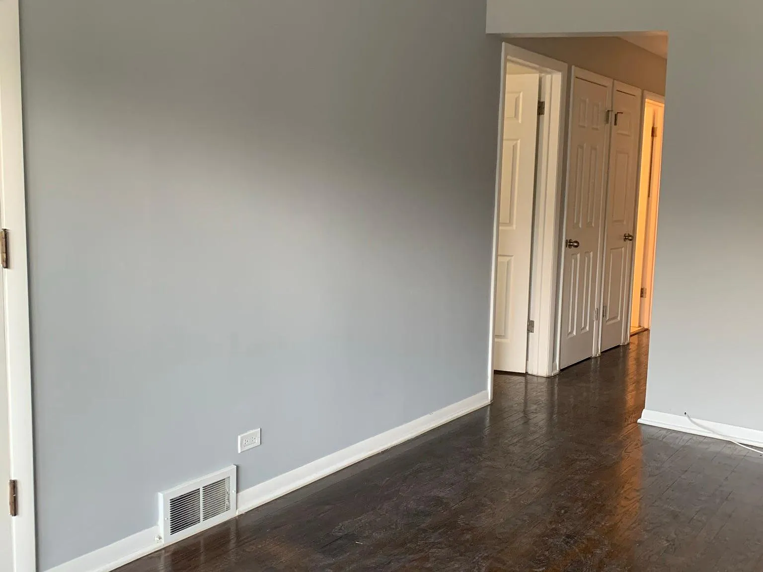 3 bed, 1400 sqft, $2,100 — Photo 3