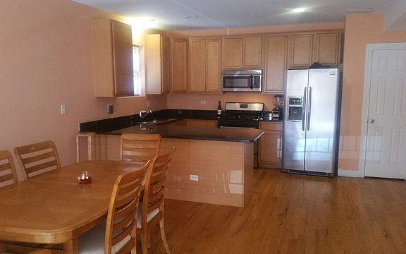 2nd image of 2327 S Sawyer Ave #1B