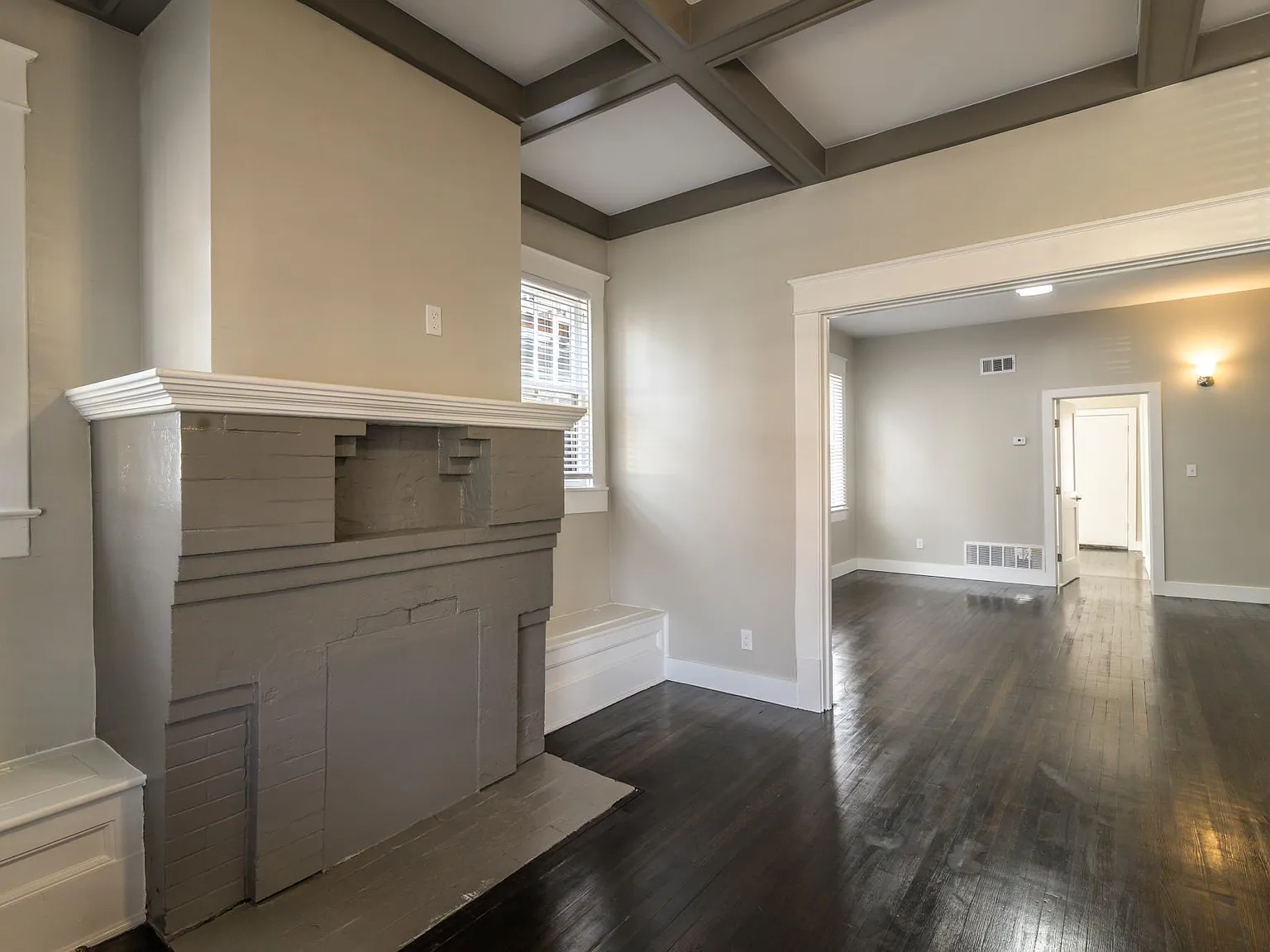 4602 E Side Ave — Photo 2