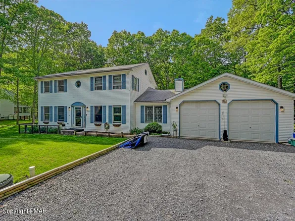 5148 Hickory Ln, East Stroudsburg, PA 18302