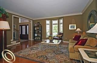 2nd image of 46619 Merion Cir