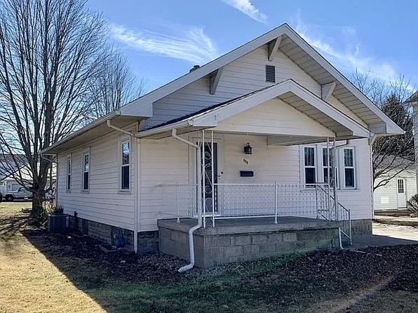 623 W Franklin St, Winchester, IN 47394